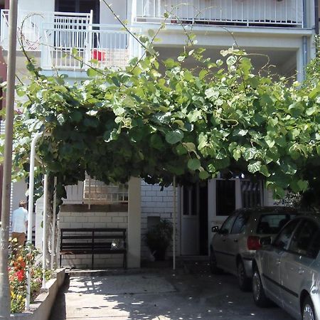 Apartments Lana Pula Luaran gambar