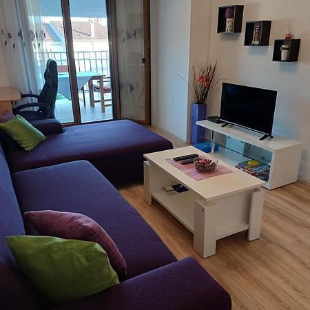 Apartments Lana Pula Luaran gambar