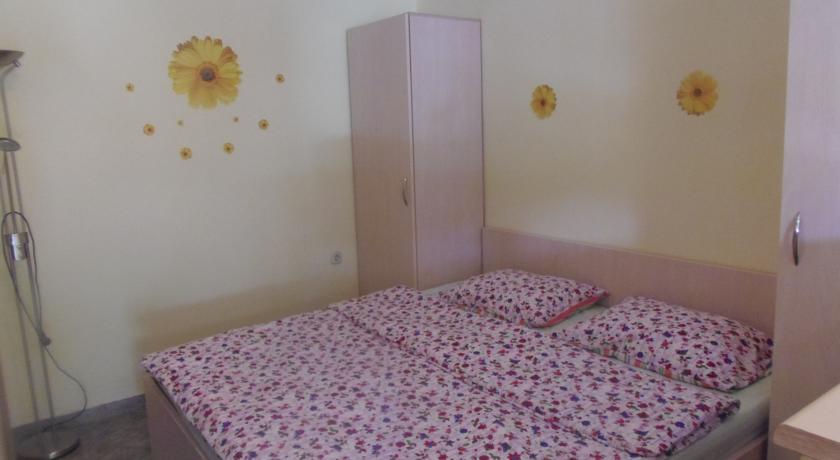 Apartments Lana Pula Bilik gambar