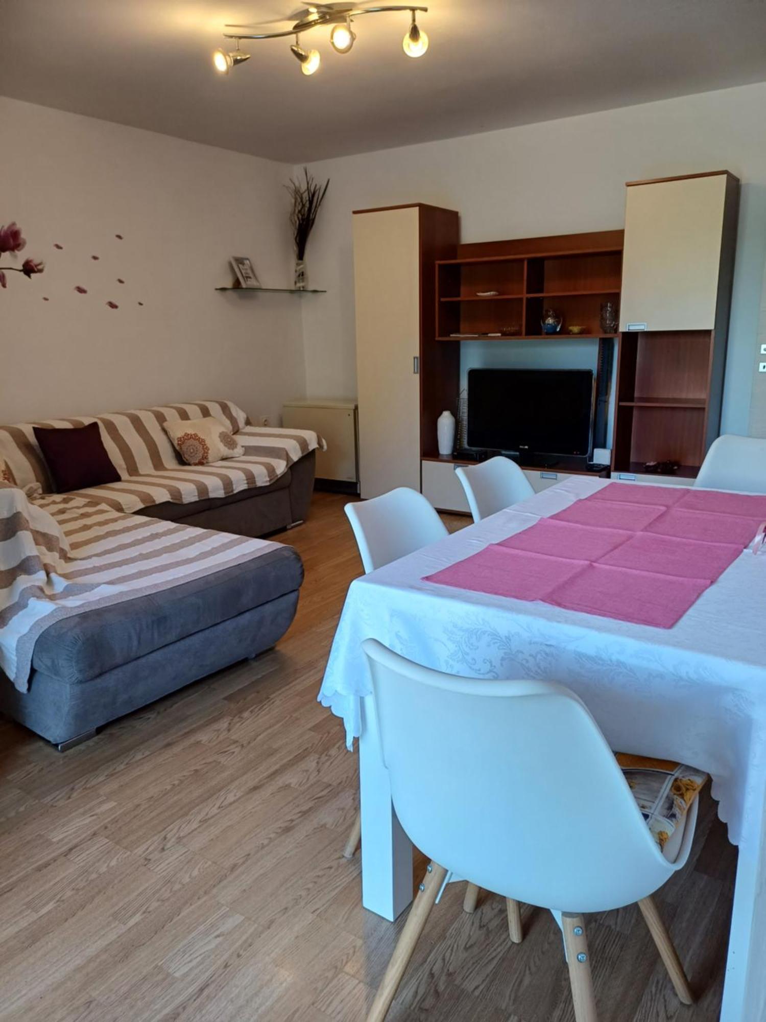 Apartments Lana Pula Luaran gambar