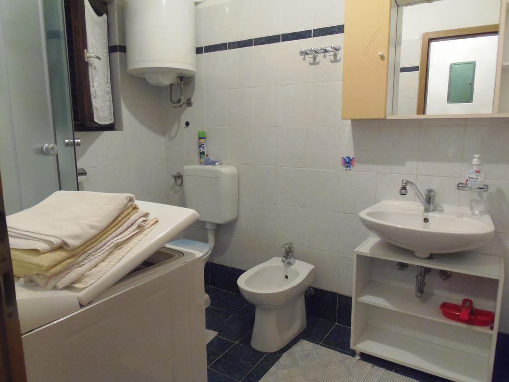 Apartments Lana Pula Bilik gambar